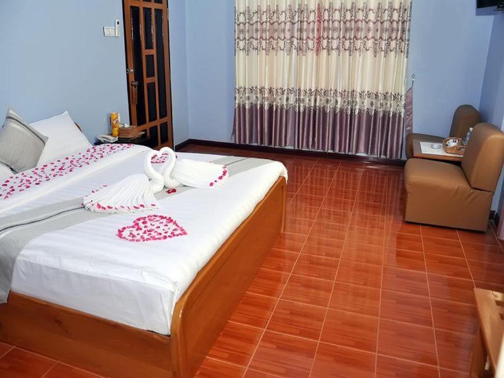 Royal Tulip Hotel مانديلاي المظهر الخارجي الصورة