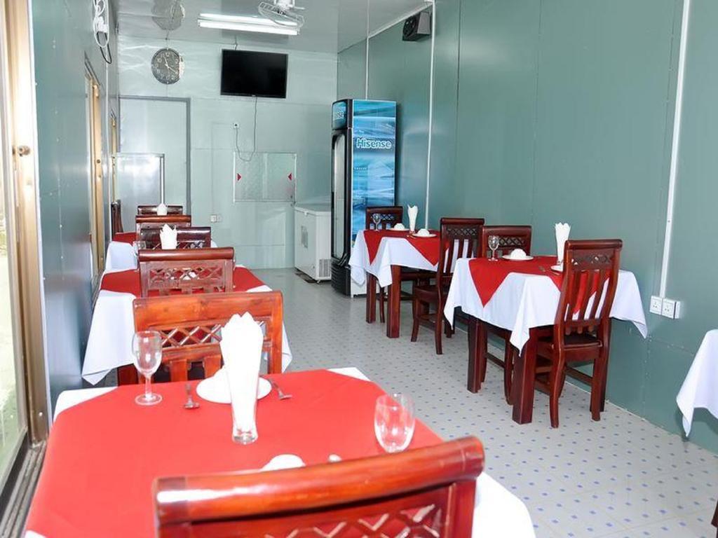 Royal Tulip Hotel مانديلاي المظهر الخارجي الصورة